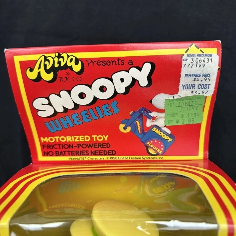 Vintage 1965 Aviva Hasbro Snoopy Speedy Delivery Motorized Scooter Opened Box